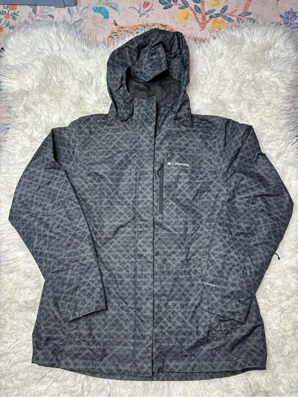 Columbia gray Omni-tech interchange men’s zipper up hooded jacket